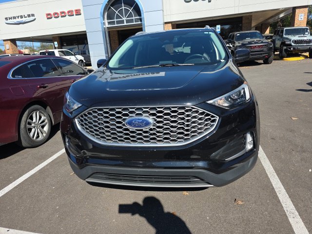 Used 2023 Ford Edge SEL w/ Convenience Package AWD/4WD image 2