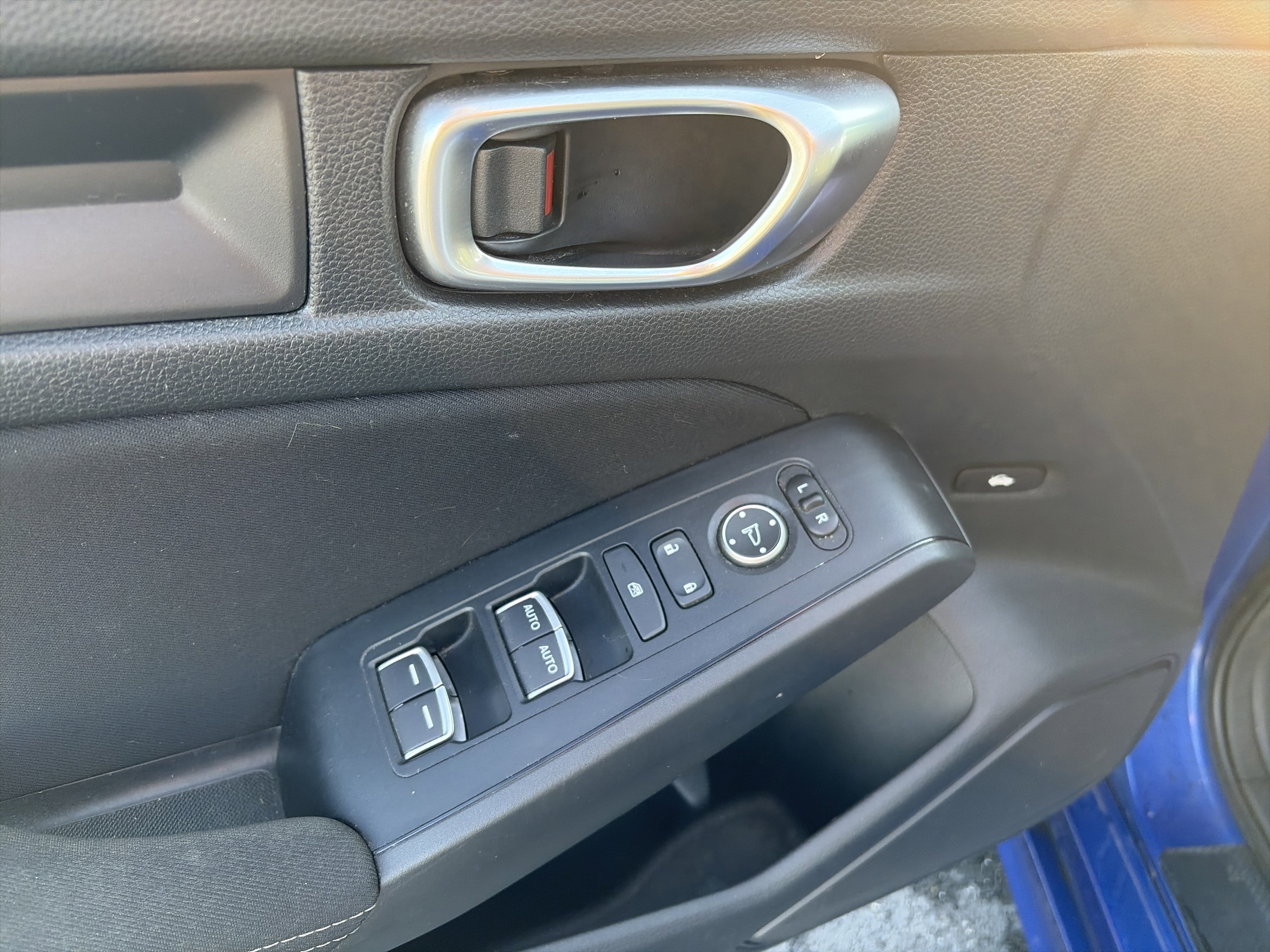 Used 2023 Honda Civic Sport image 18