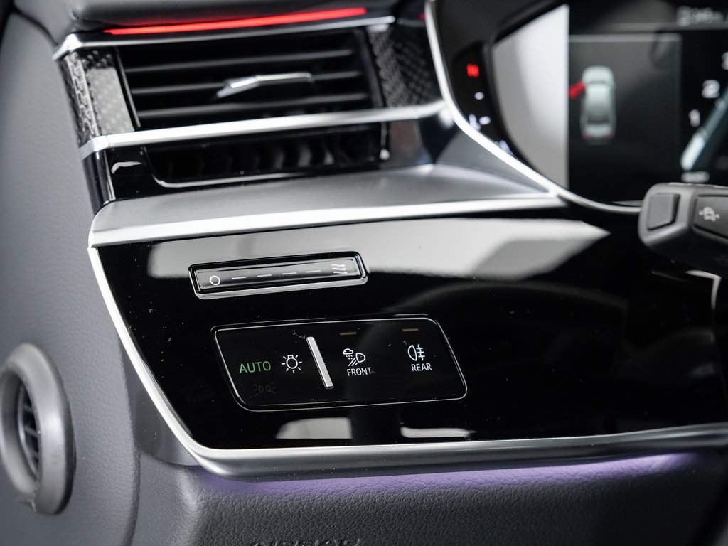 New 2025 Audi S8 image 10