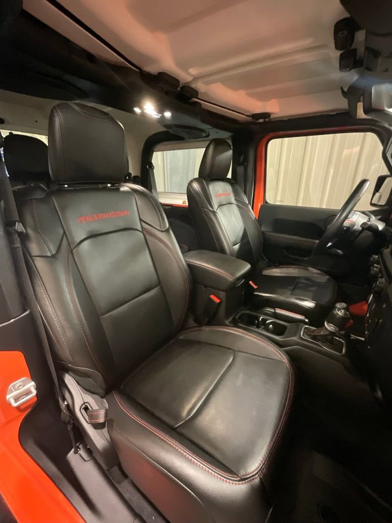 Used 2023 Jeep Wrangler Rubicon w/ LED Lighting Group AWD/4WD image 13