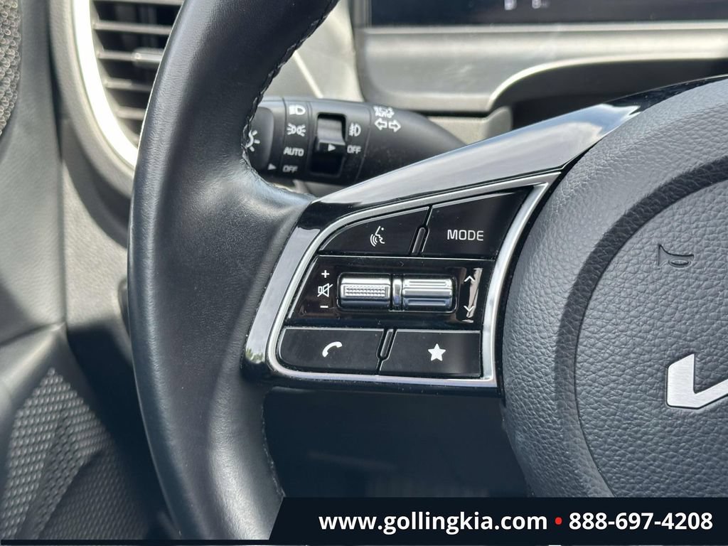 Certified 2024 Kia Seltos EX FWD image 20