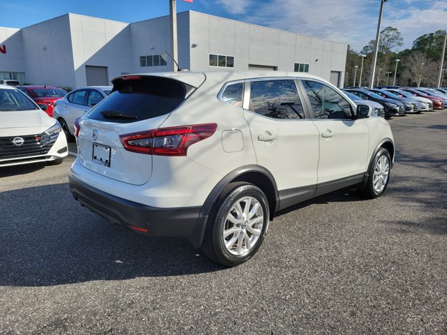 Used 2022 Nissan Rogue Sport S image 4