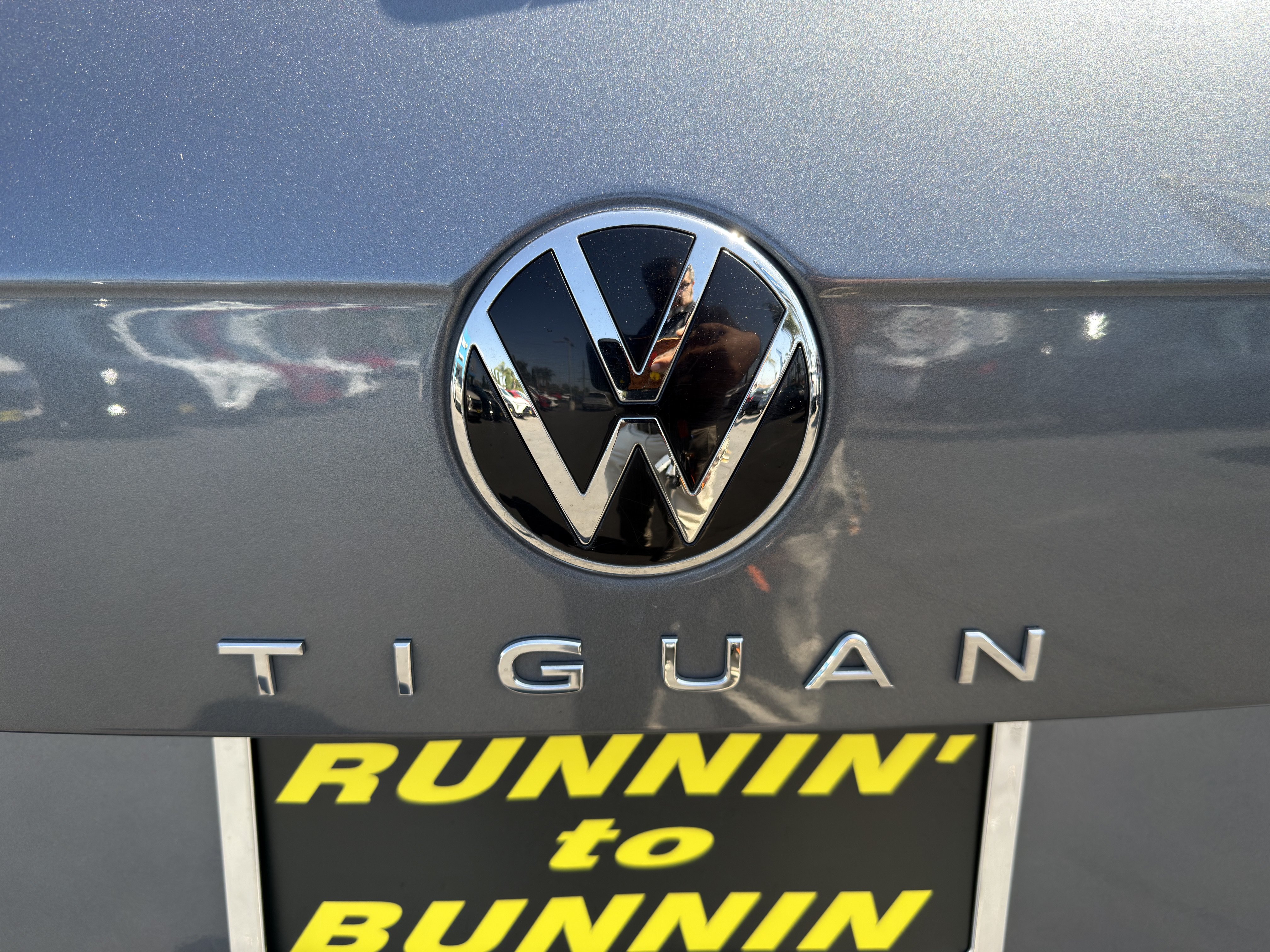 Used 2024 Volkswagen Tiguan SE FWD image 43