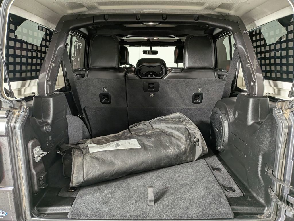 Used 2021 Jeep Wrangler Unlimited Rubicon AWD/4WD image 11