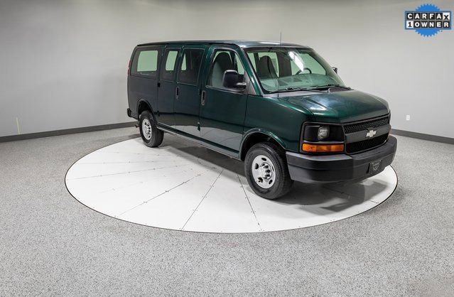 Used 2015 Chevrolet Express 2500 image 23