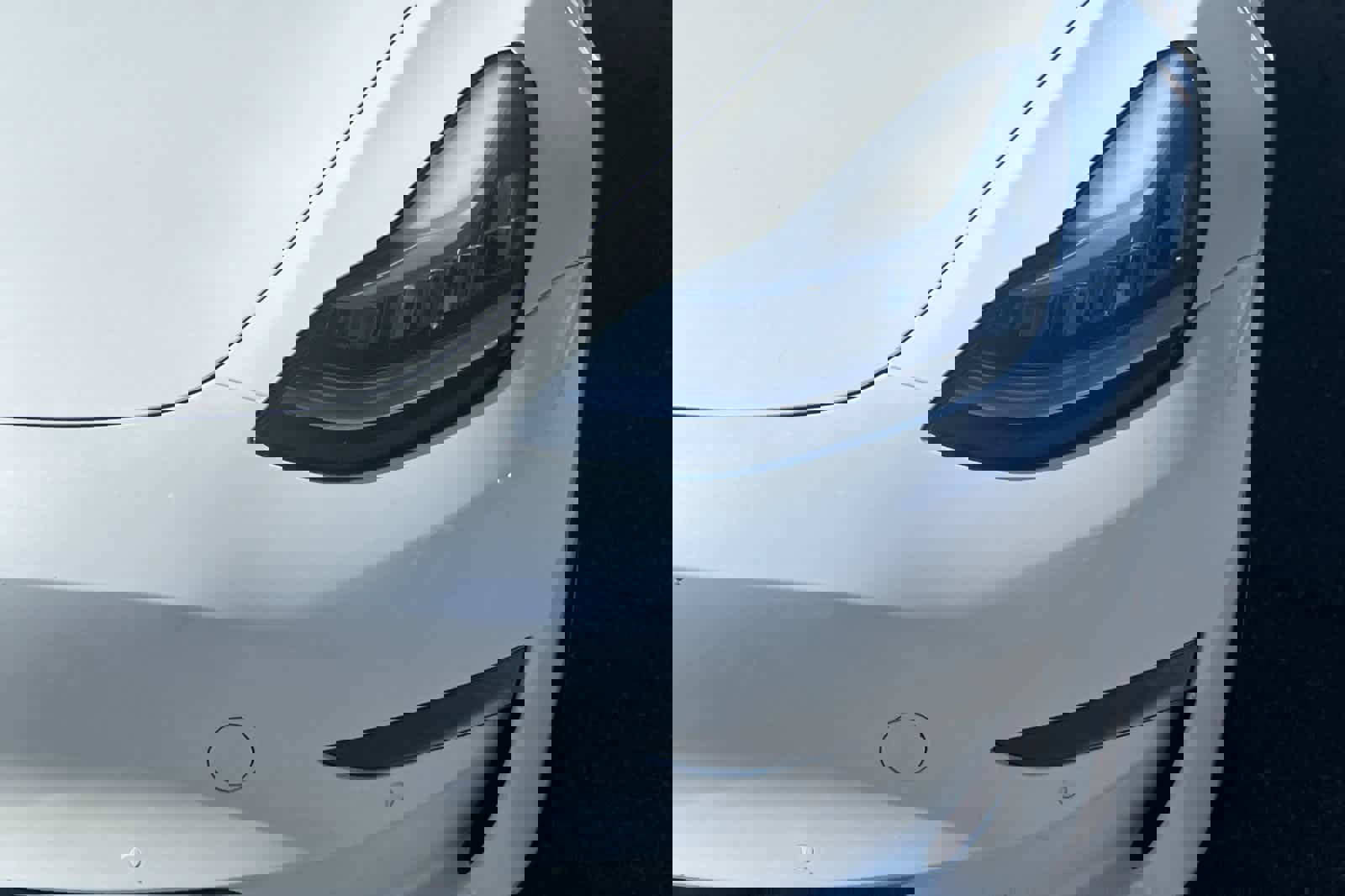 Used 2018 Tesla Model 3 Long Range image 11