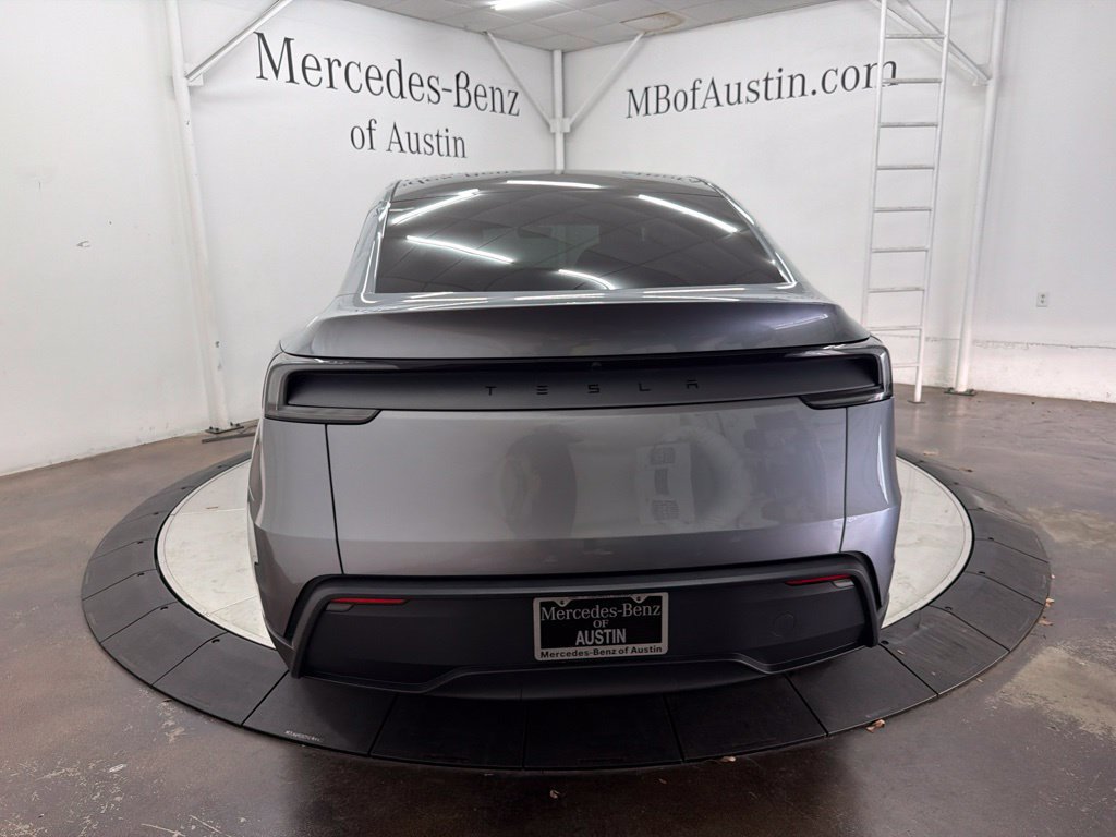 Used 2026 Tesla Model Y 2WD image 6