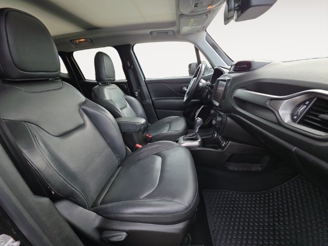 Used 2022 Jeep Renegade Limited w/ Sun, Sound & Wheels Group AWD/4WD image 15