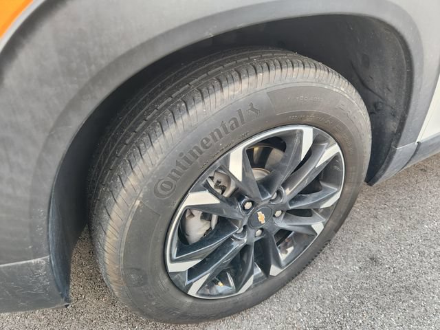 Used 2023 Chevrolet TrailBlazer LT FWD image 9