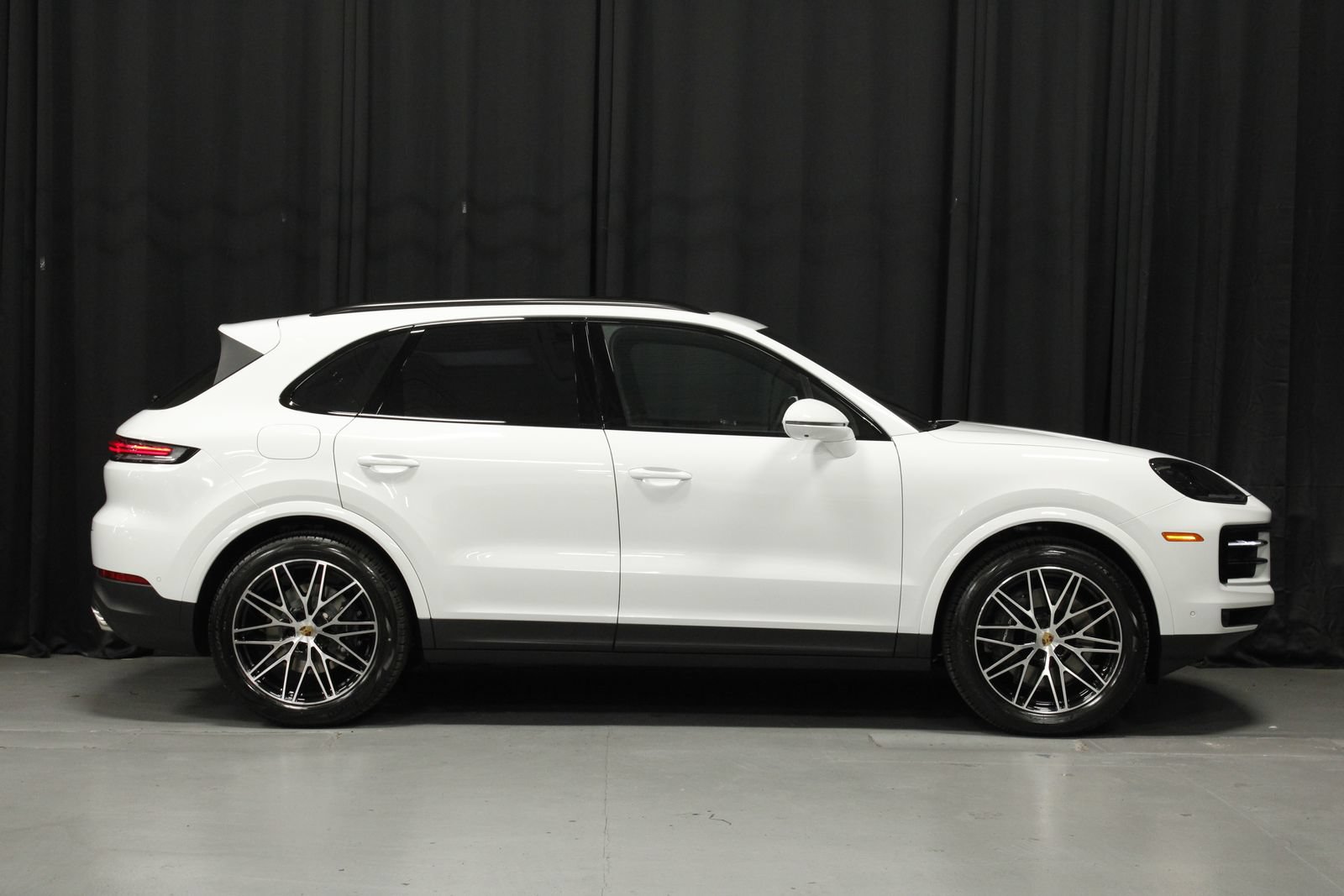 New 2026 Porsche Cayenne AWD/4WD image 6