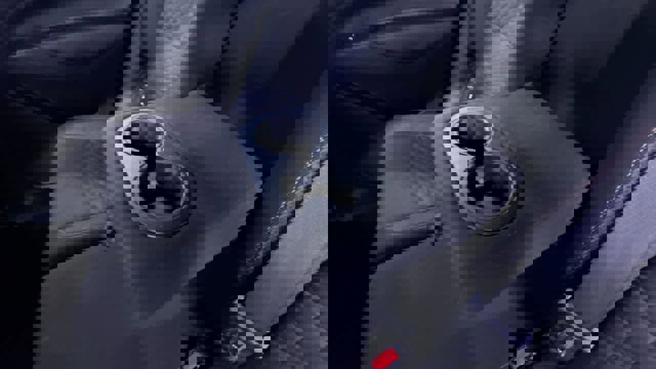 Used 2021 Chevrolet Equinox LT image 38