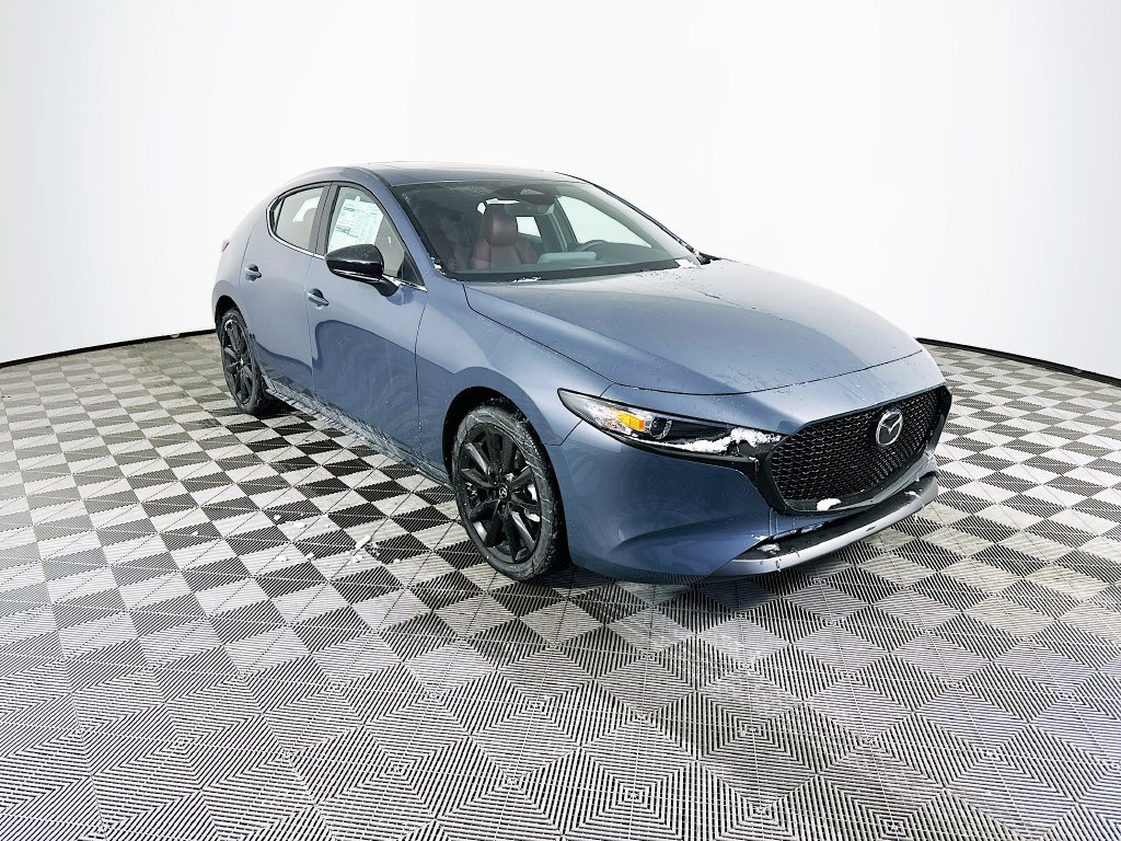 Used 2026 MAZDA MAZDA3 Carbon AWD/4WD image 2