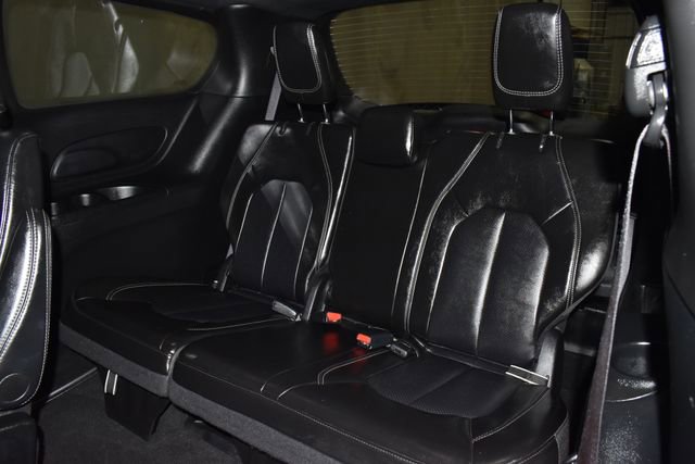 Certified 2025 Chrysler Pacifica Select image 35