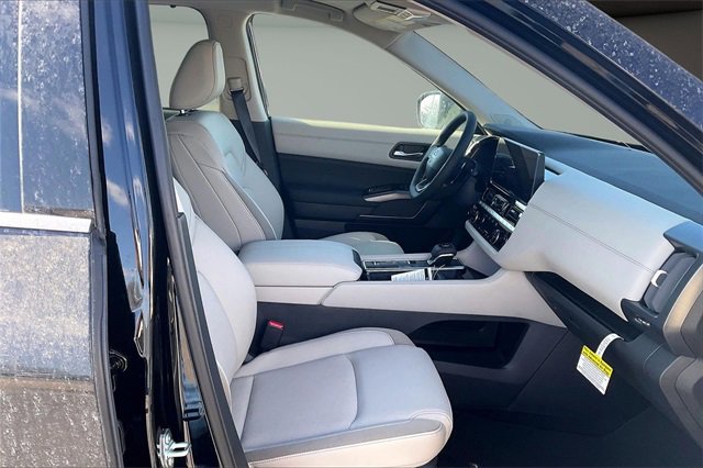 New 2026 Nissan Pathfinder SL image 11