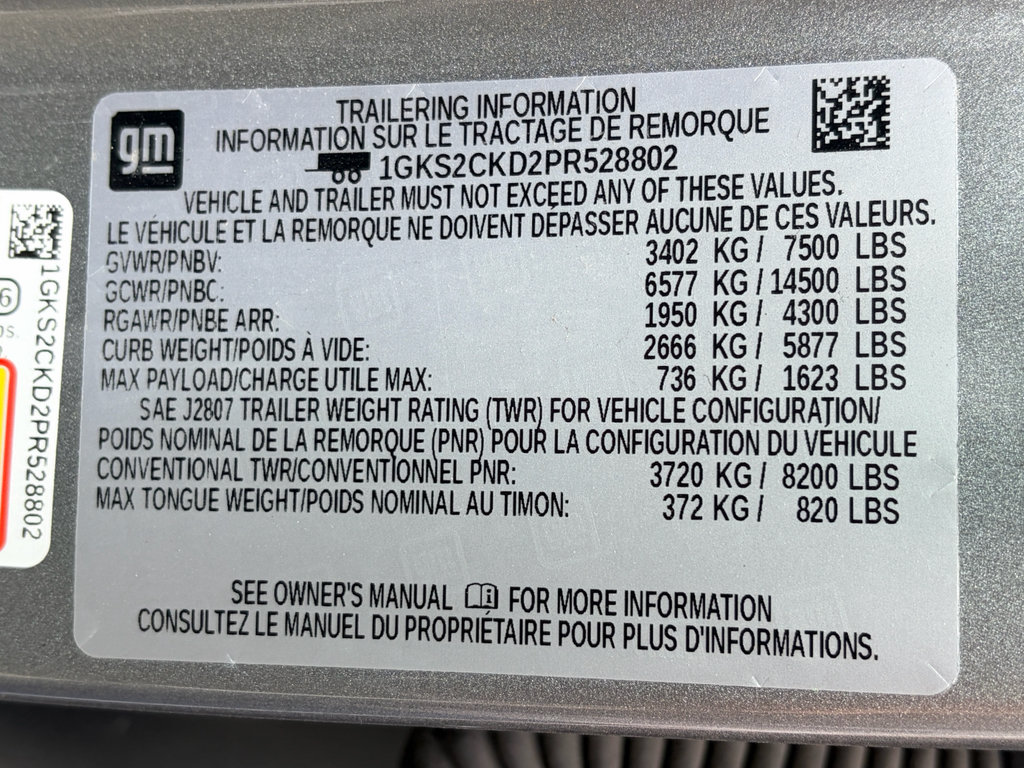 Used 2023 GMC Yukon AT4 w/ LPO, Floor Liner Package AWD/4WD image 34
