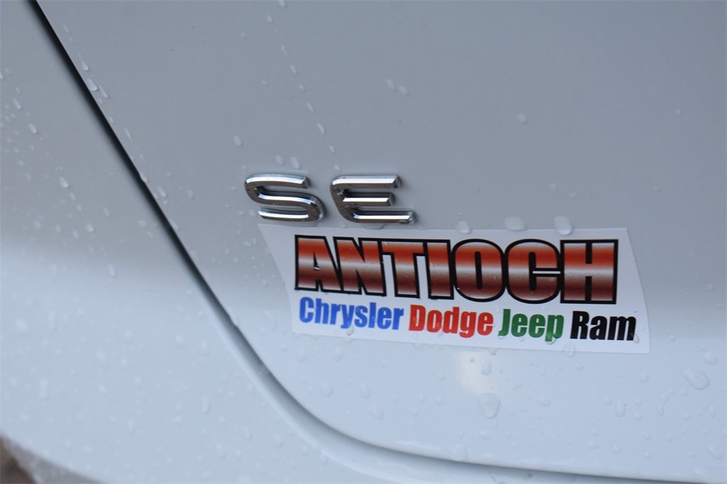 Used 2024 Volkswagen Atlas Cross Sport SE image 19