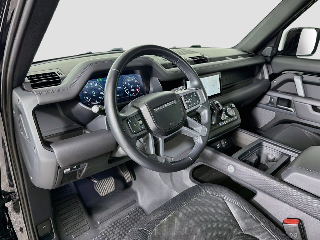 Certified 2023 Land Rover Defender 110 X-Dynamic SE AWD/4WD image 9