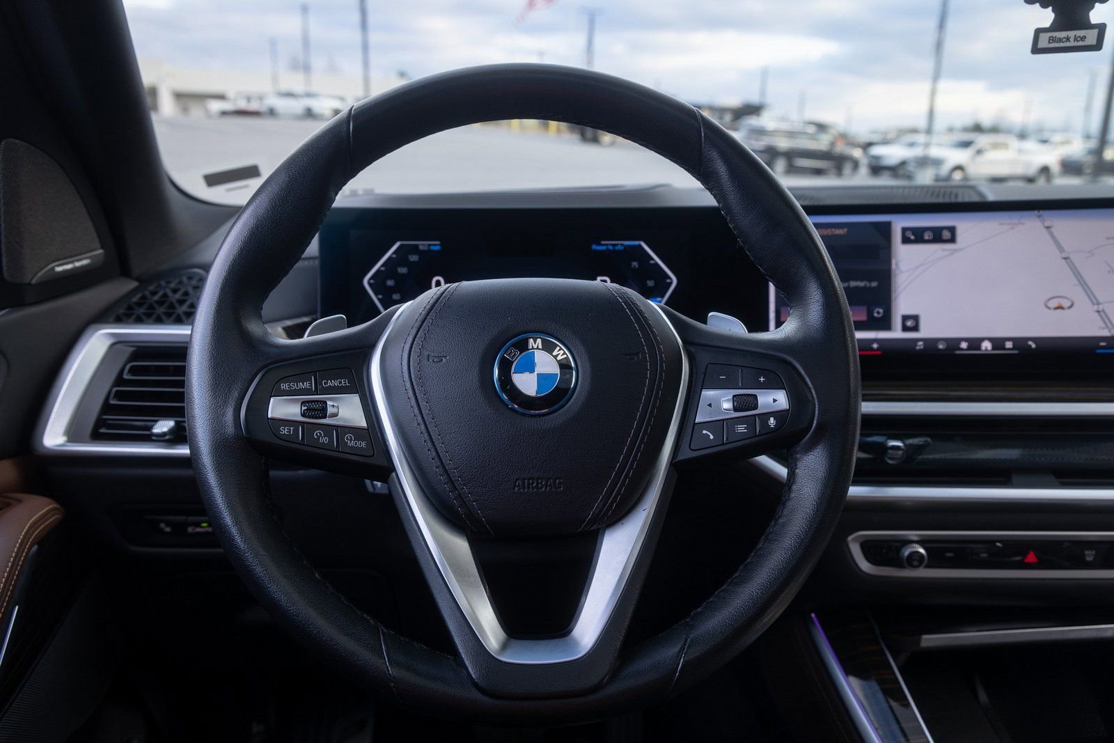 Used 2025 BMW X5 xDrive50e image 29