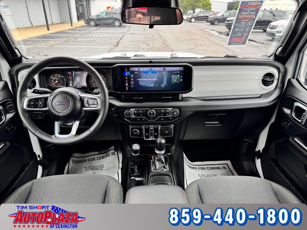 Used 2026 Jeep Wrangler Unlimited Sahara AWD/4WD image 31