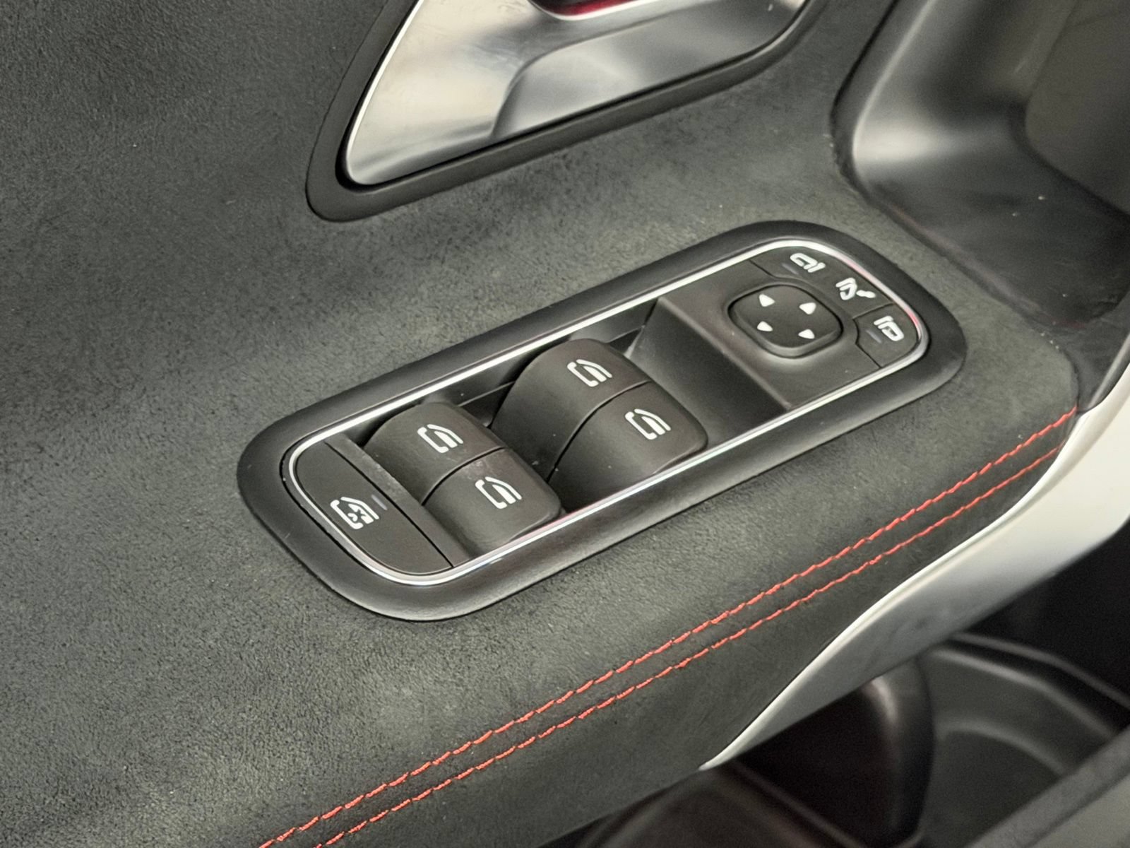 Certified 2025 Mercedes-Benz CLA 35 AMG 4MATIC image 24