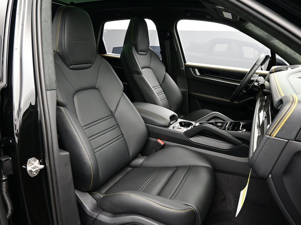 New 2026 Porsche Cayenne Turbo AWD/4WD image 22