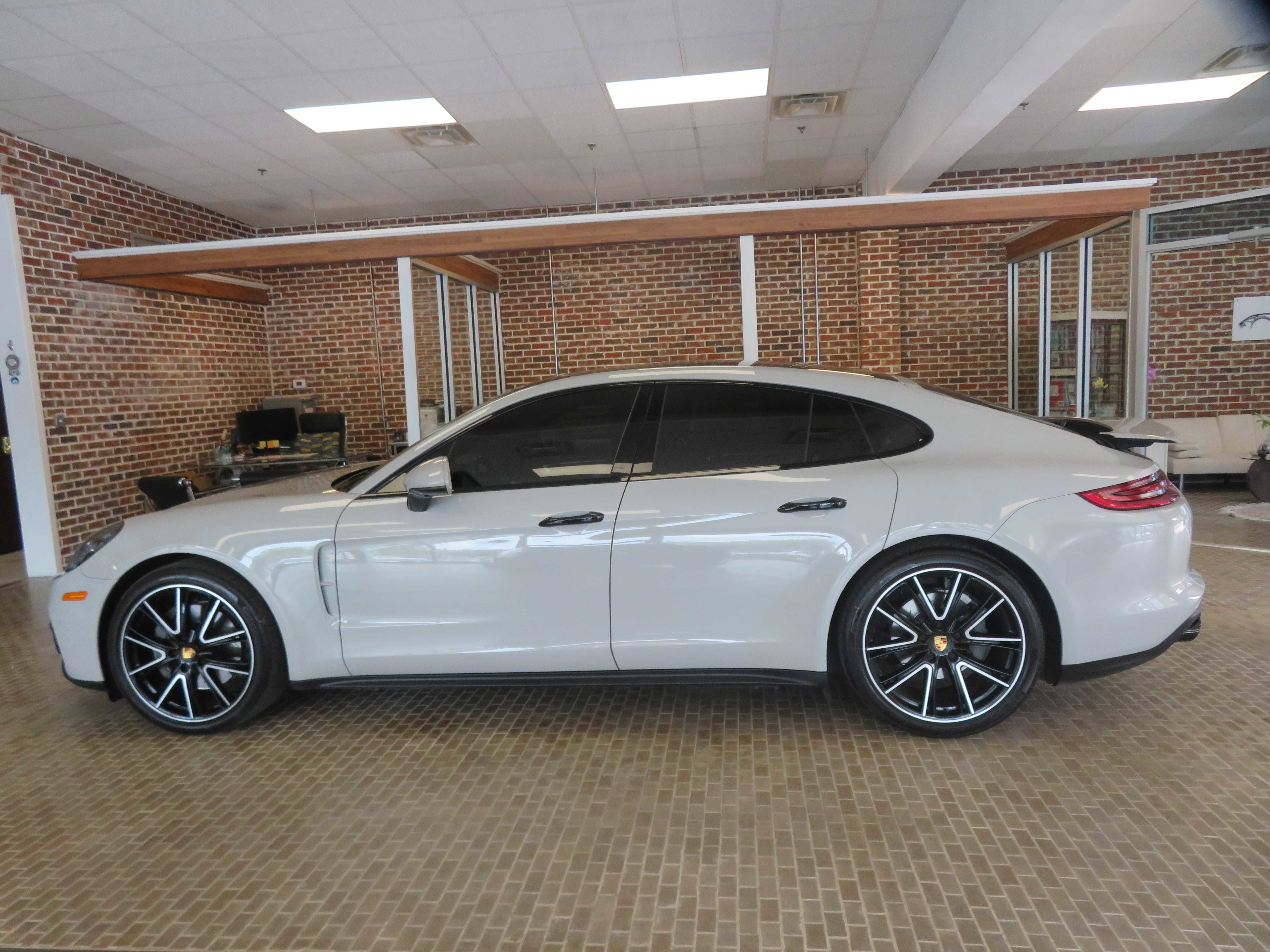 Used 2018 Porsche Panamera 4S AWD/4WD image 79
