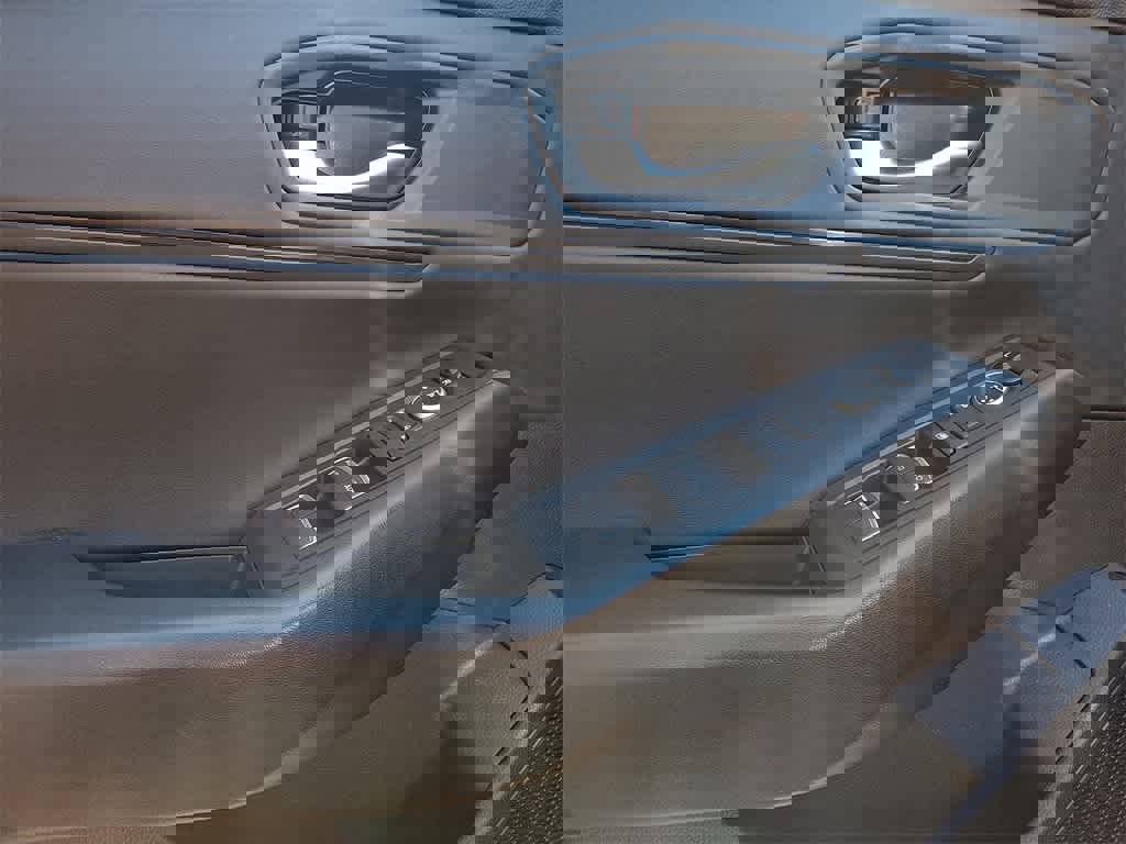 Certified 2024 Honda Accord EX image 11