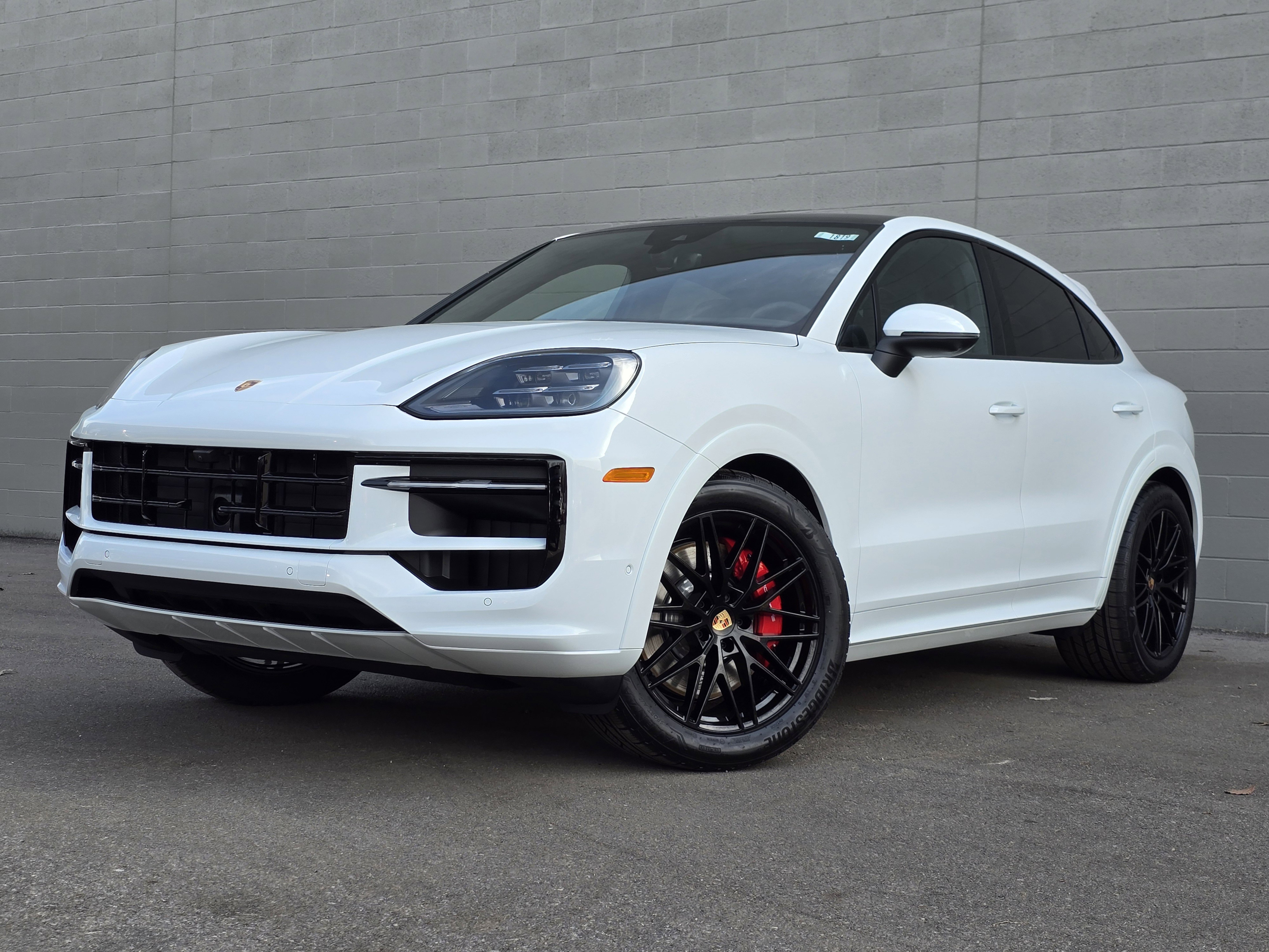 New 2025 Porsche Cayenne S