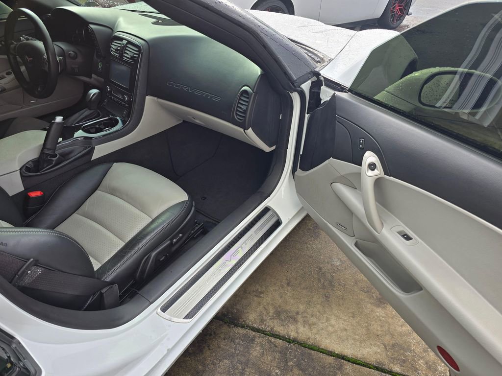 Used 2011 Chevrolet Corvette Grand Sport w/ Preferred Equipment Group image 12