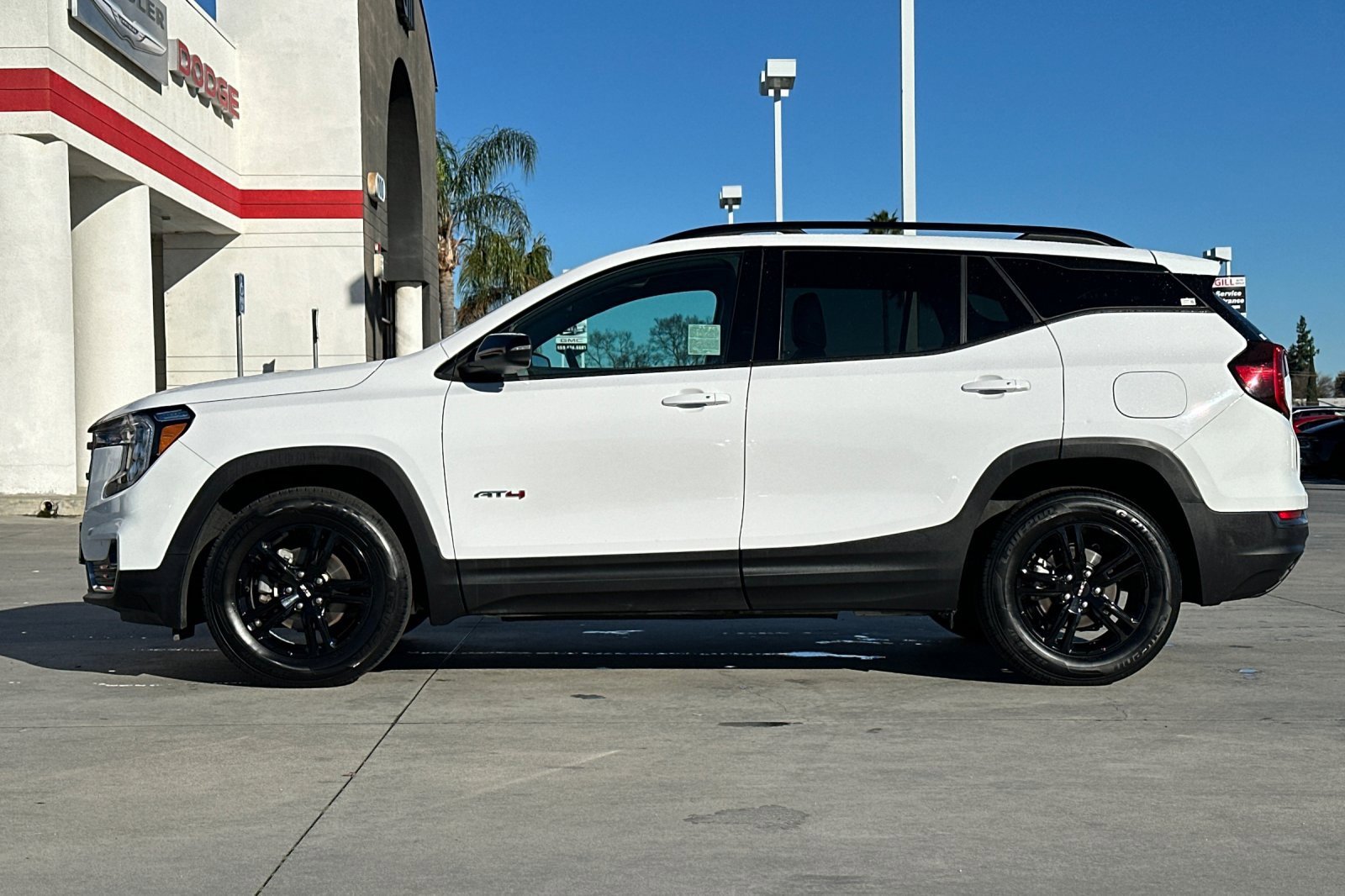 Used 2023 GMC Terrain AT4 image 3