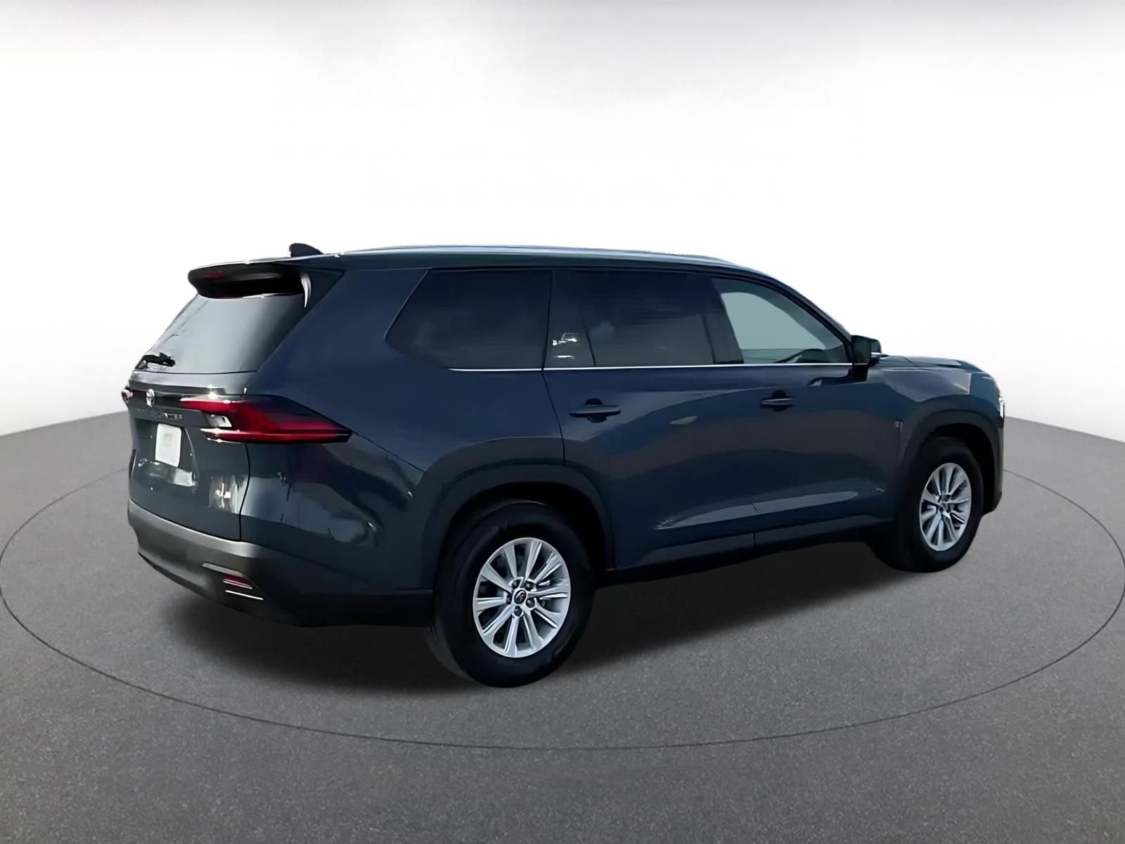 Used 2025 Toyota Grand Highlander FWD image 14