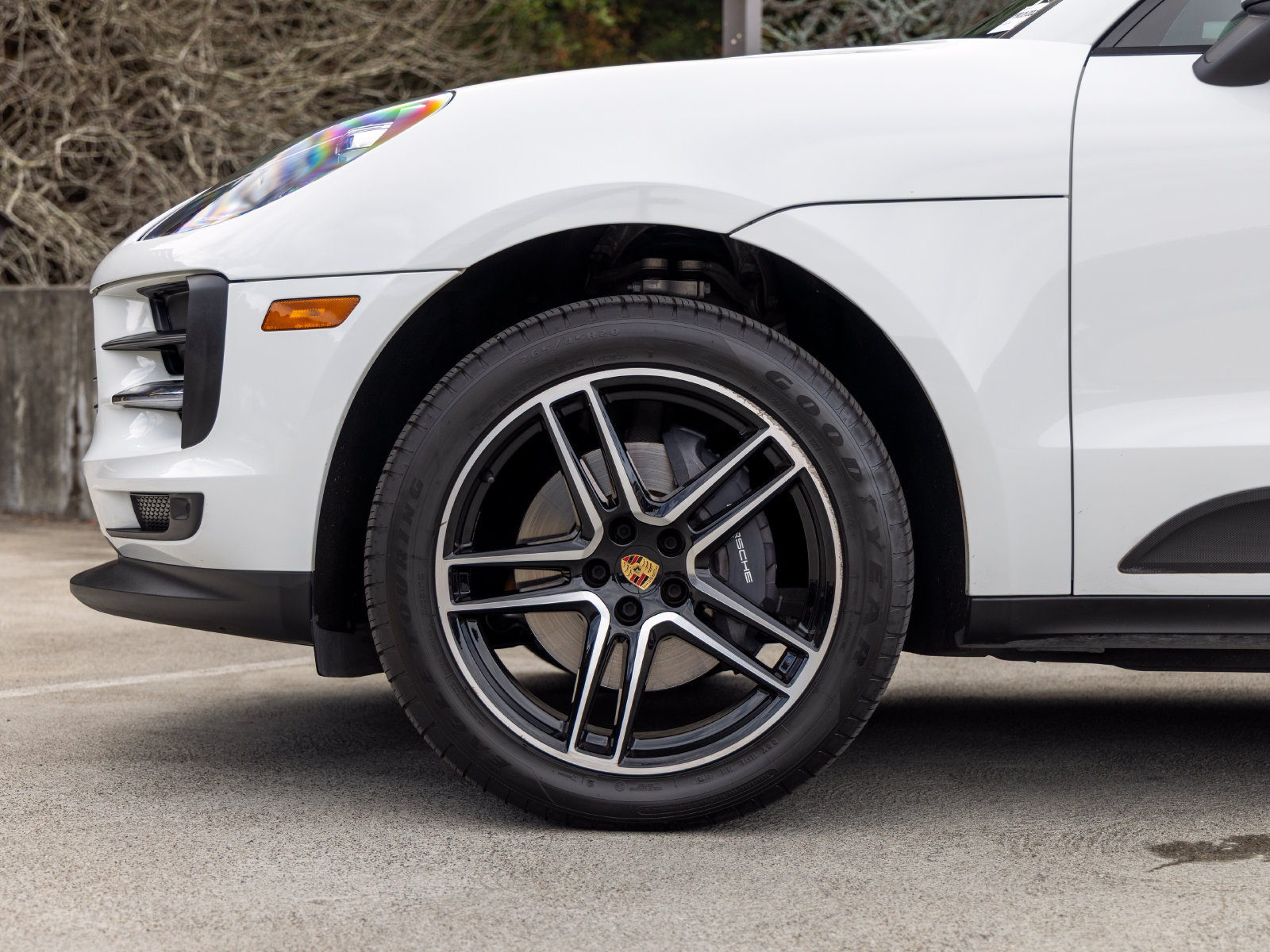 Certified 2021 Porsche Macan AWD/4WD image 13