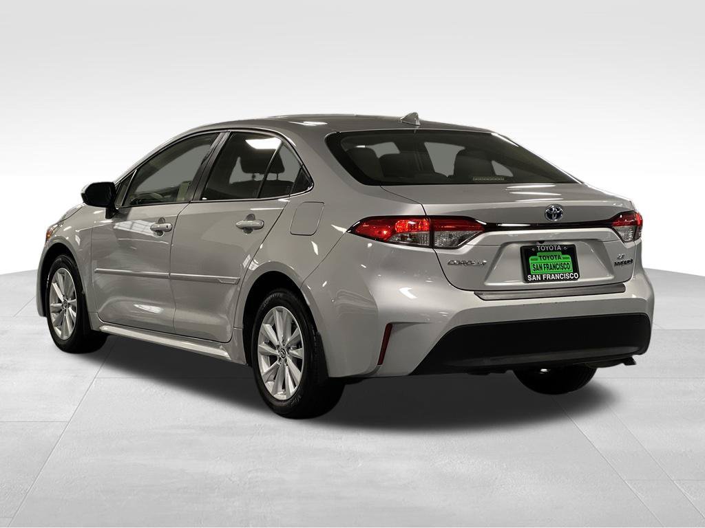 Certified 2024 Toyota Corolla LE w/ LE Convenience Package FWD image 3