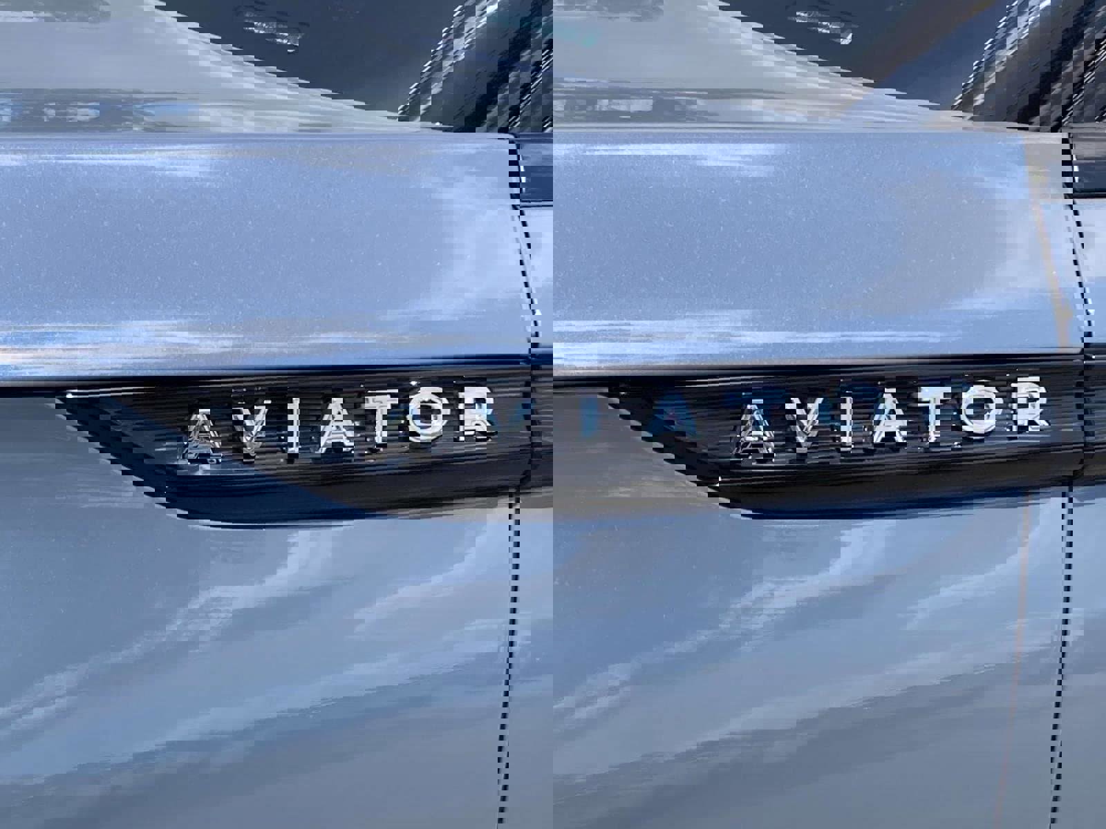 New 2025 Lincoln Aviator Reserve w/ Jet Appearance Package image 13