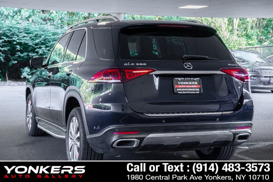 Used 2022 Mercedes-Benz GLE 350 4MATIC w/ Premium Package image 9