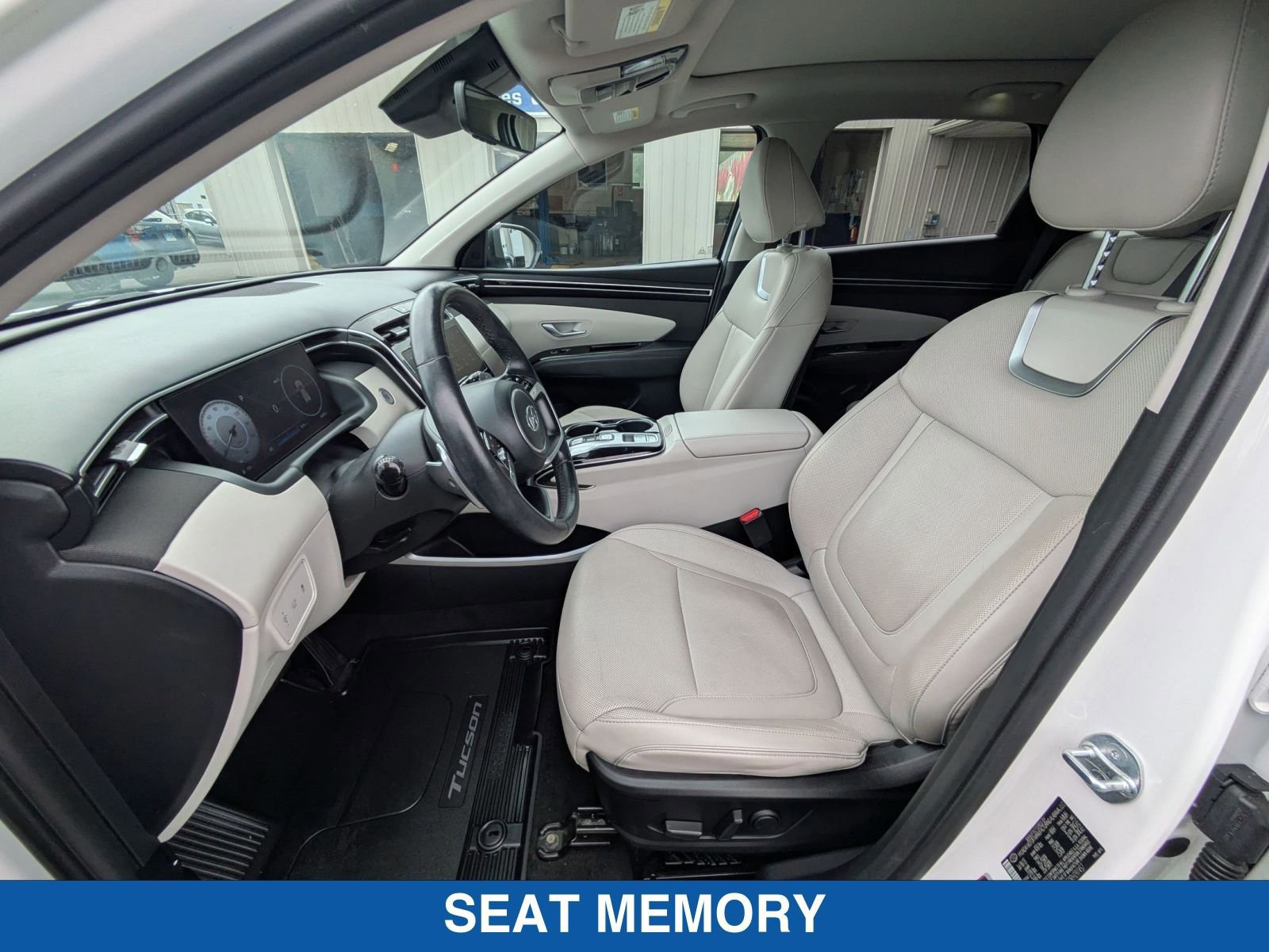 Used 2024 Hyundai Tucson Limited AWD/4WD image 27