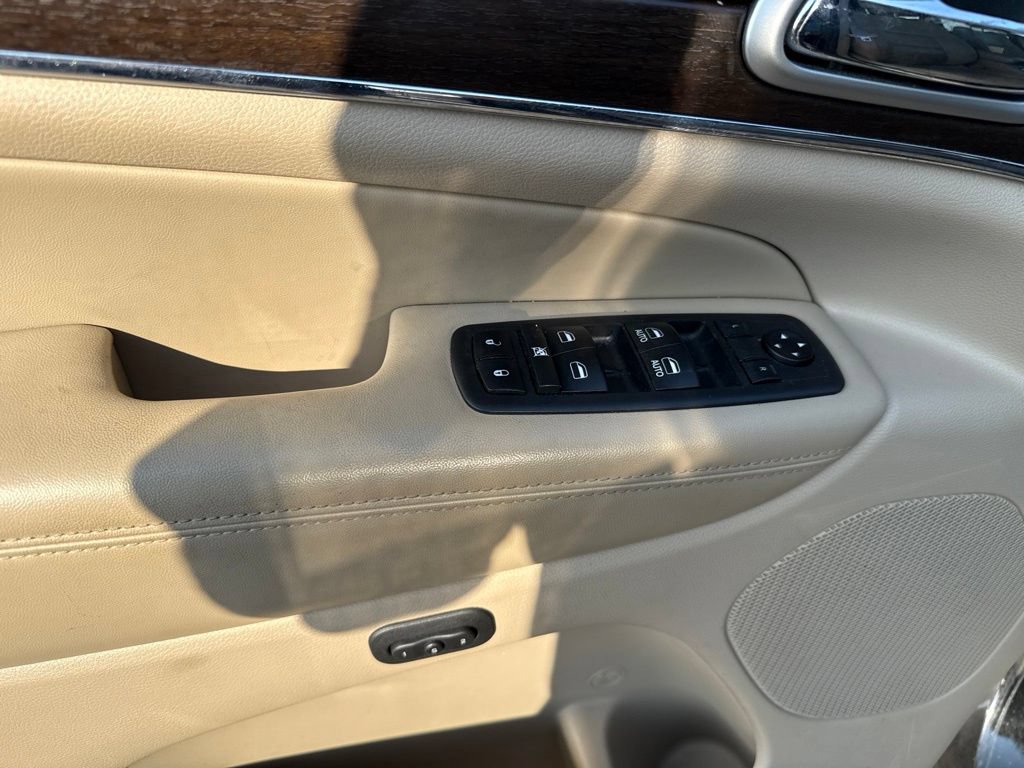 Used 2018 Jeep Grand Cherokee Limited AWD/4WD image 17