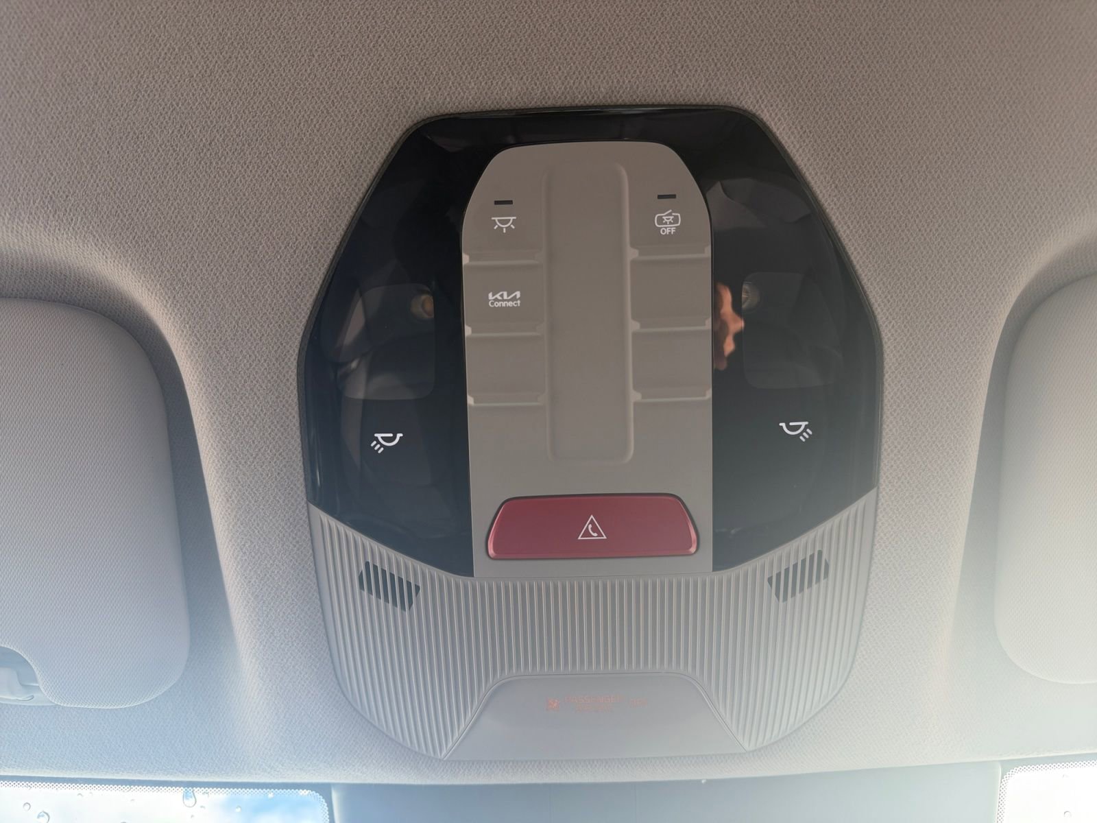 Used 2025 Kia K4 LXS image 24