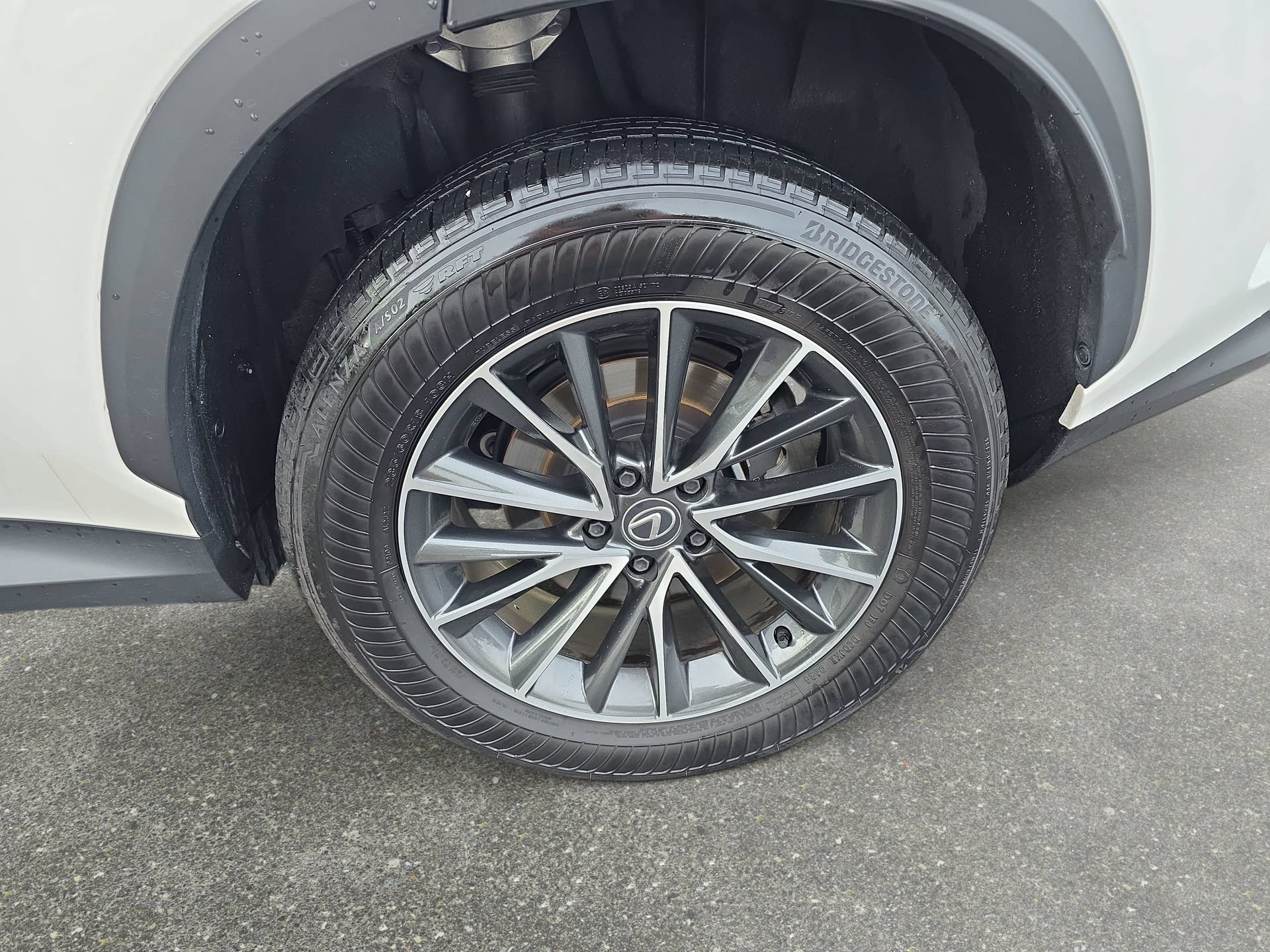 Used 2025 Lexus NX 250 FWD image 32