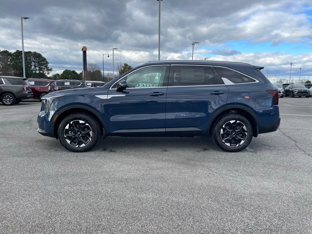 New 2025 Kia Sorento S AWD/4WD image 4