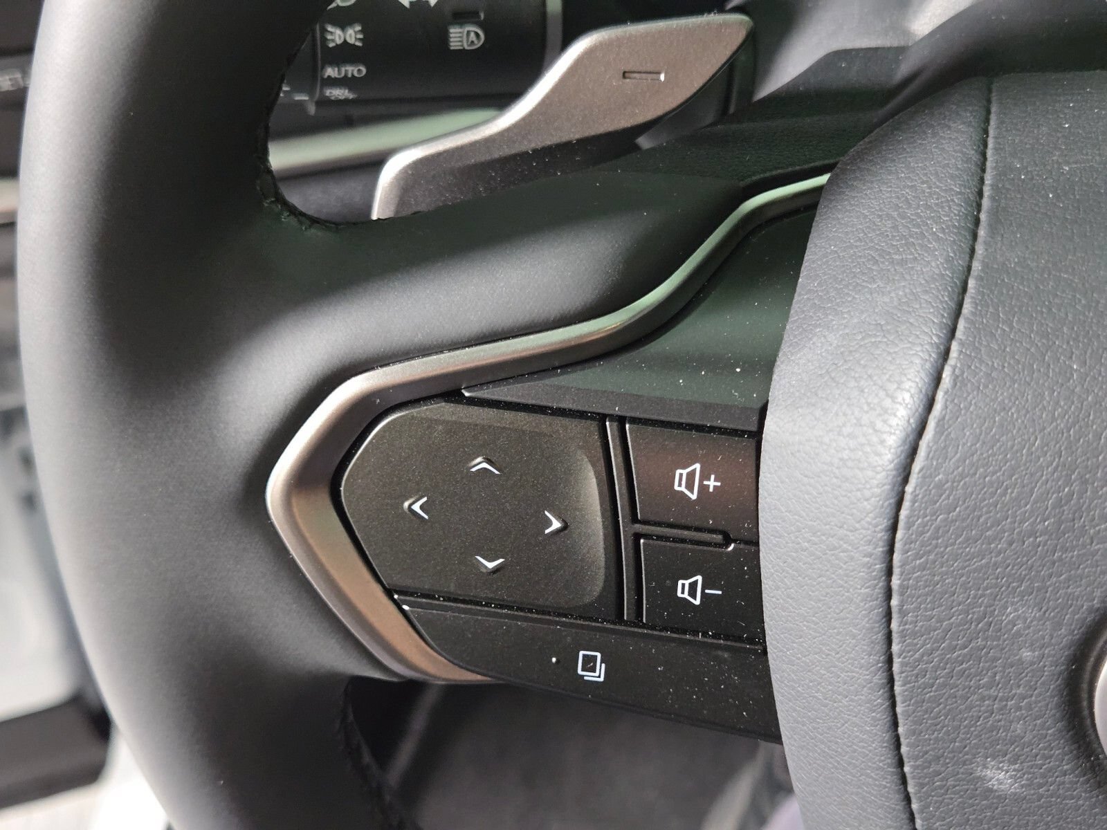 Used 2026 Lexus RZ 350e 2WD w/ Technology Package image 23