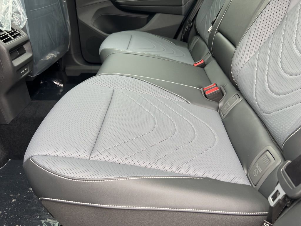 New 2026 Volkswagen Tiguan SE R-Line image 14