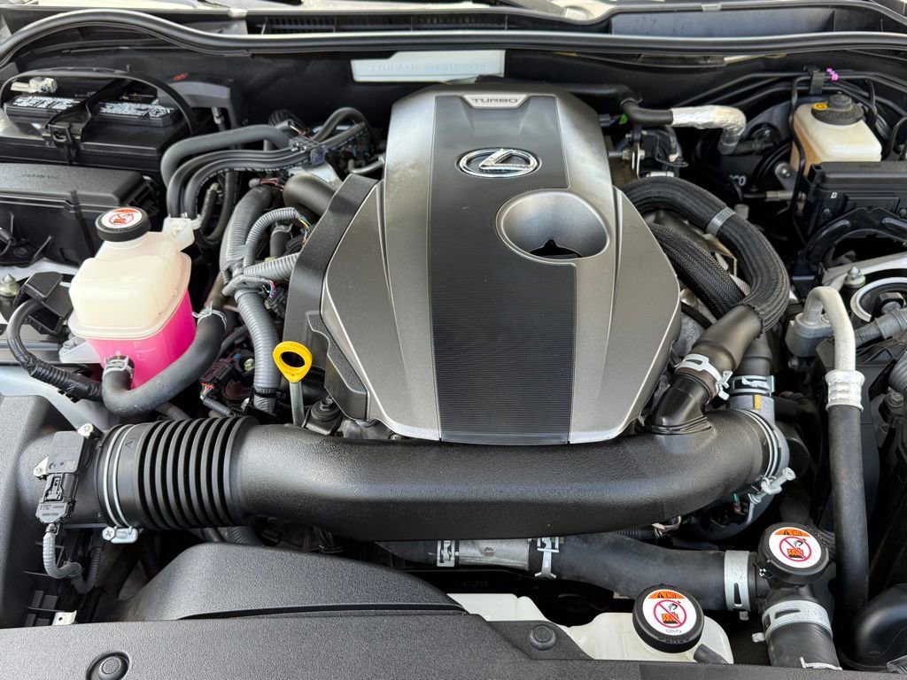 Used 2017 Lexus IS 200t RWD image 29