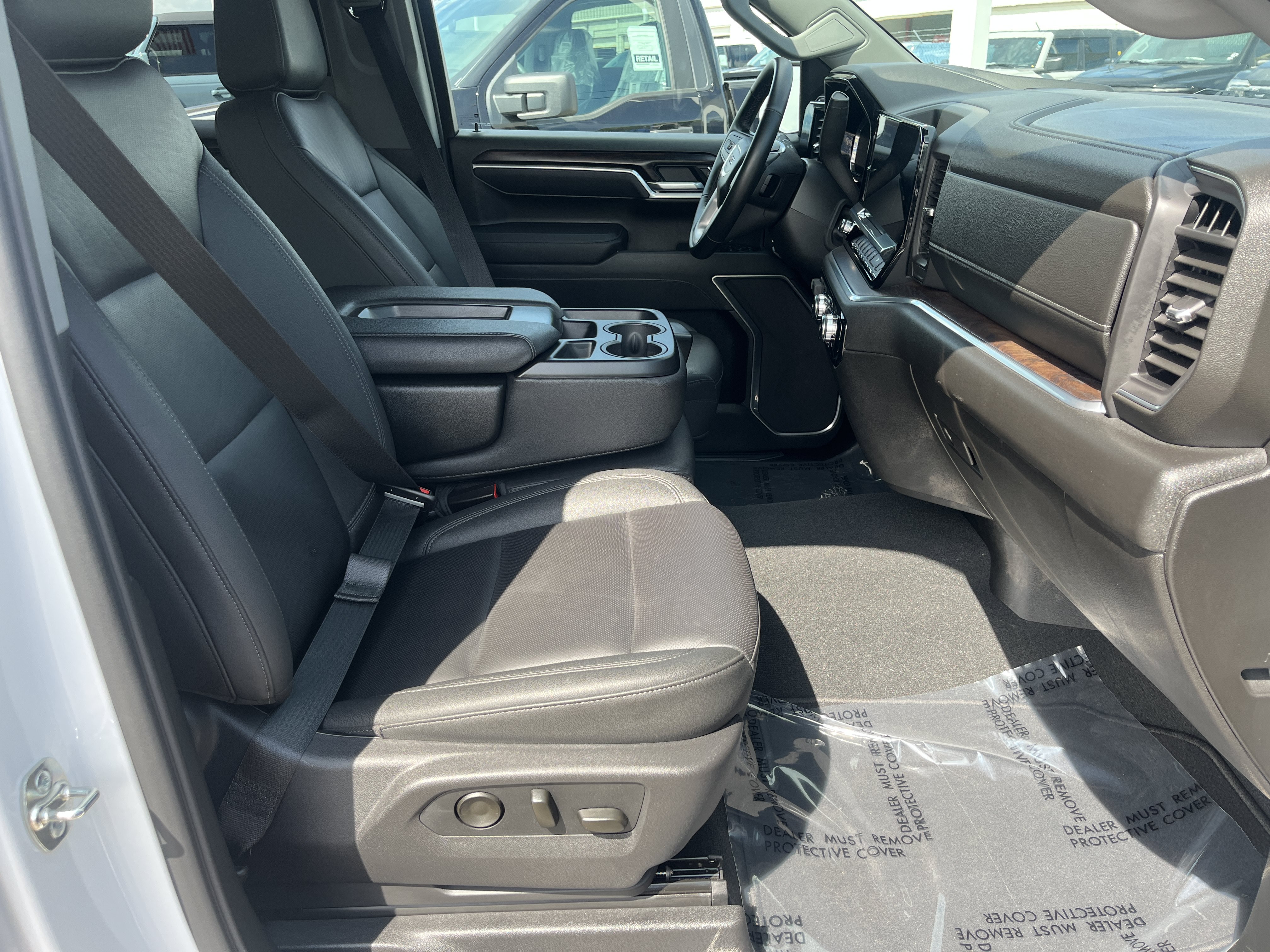 Used 2026 GMC Sierra 1500 SLT AWD/4WD image 20