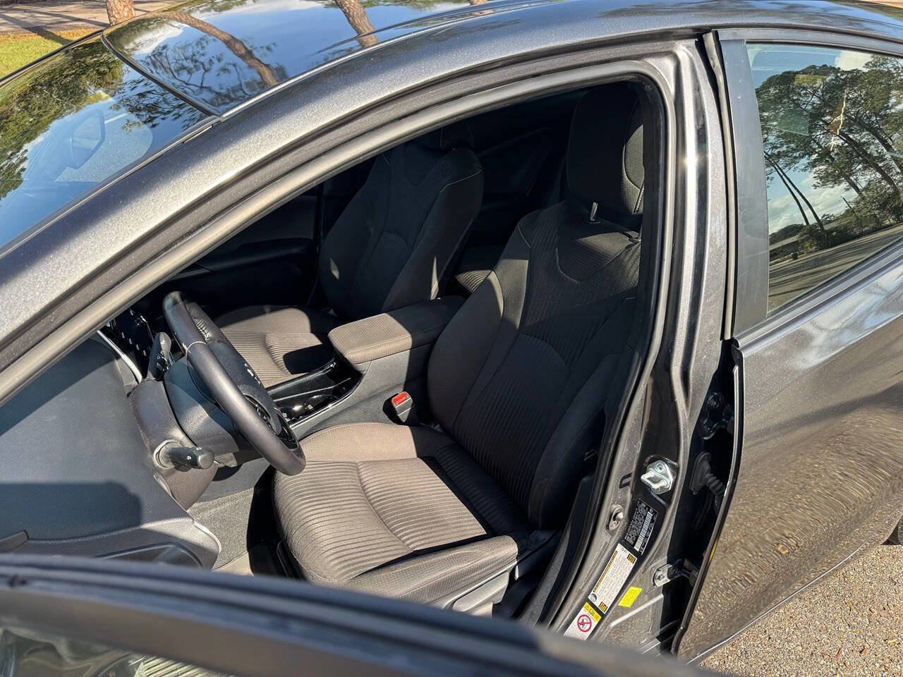 Used 2021 Toyota Prius Prime LE image 13