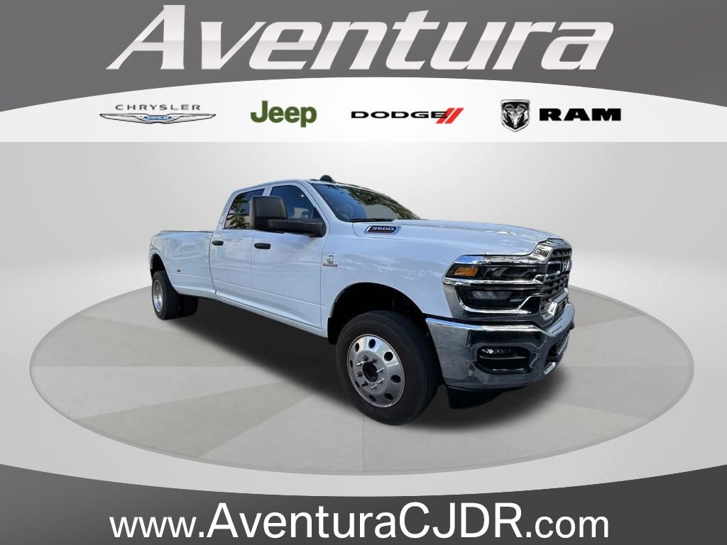 Used 2026 RAM 3500 Tradesman w/ Chrome Appearance Group image 1