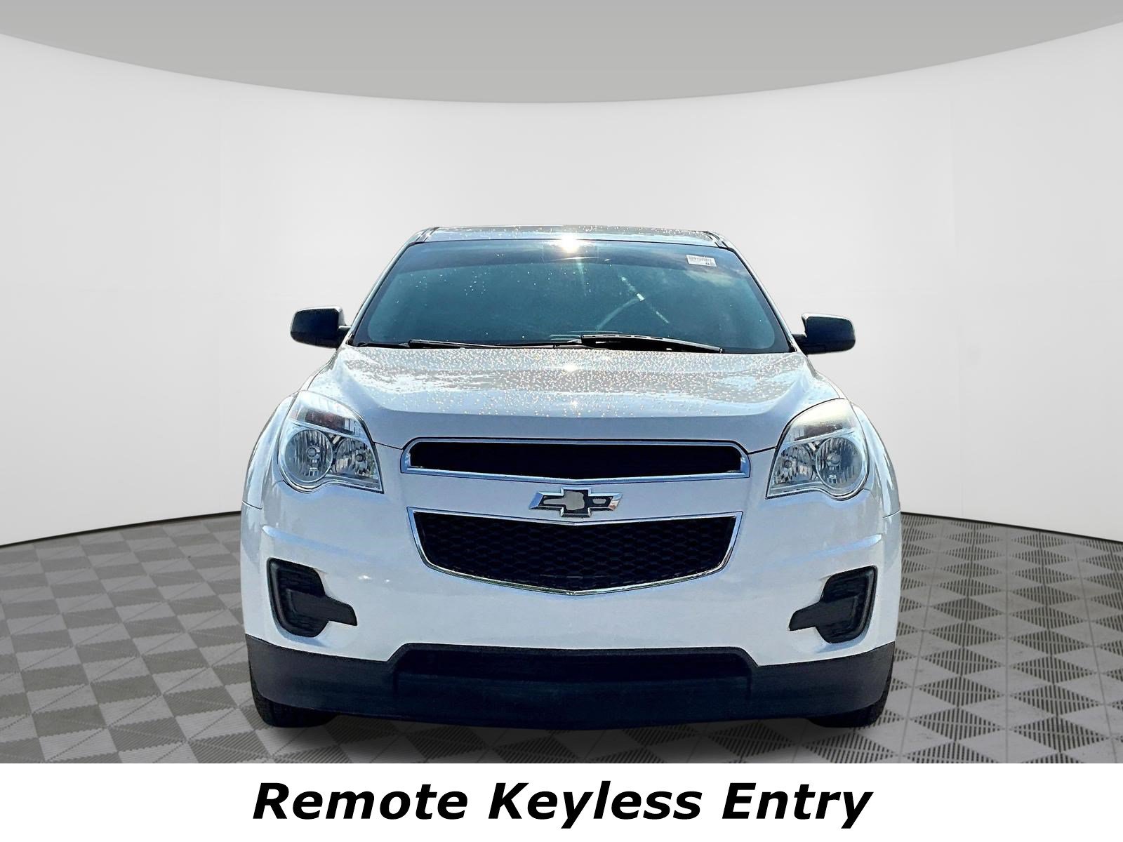 Used 2015 Chevrolet Equinox LS AWD/4WD image 2