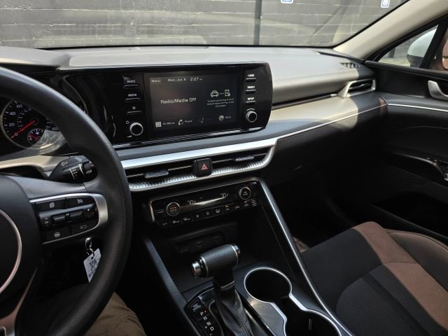 Used 2021 Kia K5 LX FWD image 24