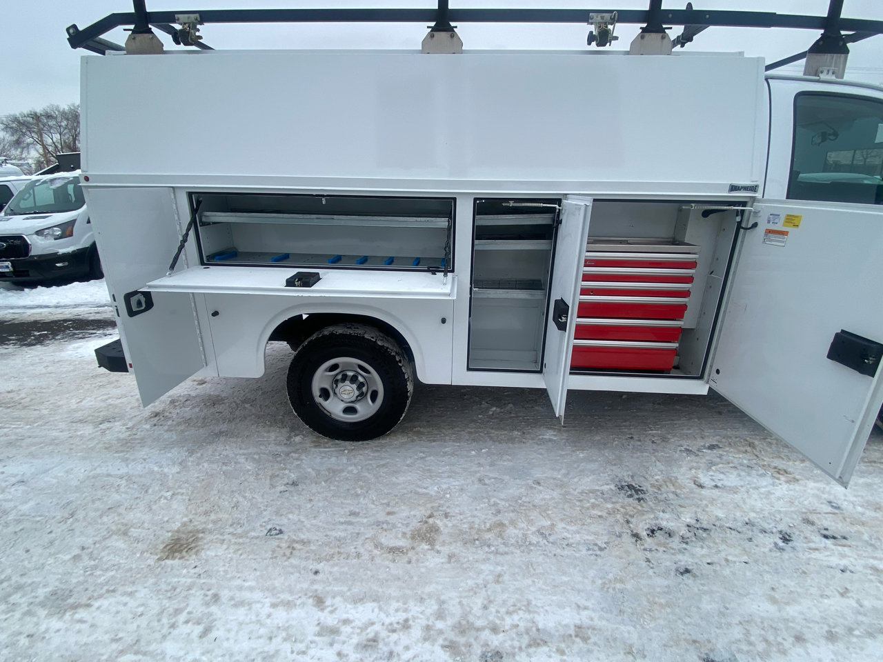 Used 2021 Chevrolet Express 3500 w/ Power Convenience Package image 5