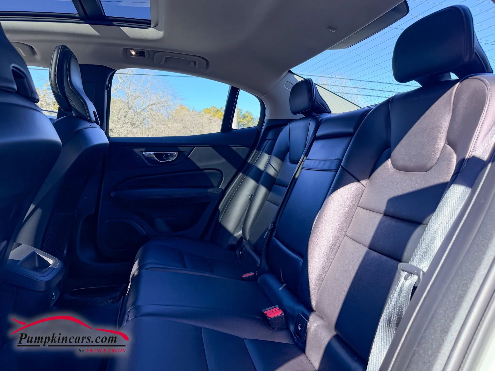 Used 2020 Volvo S60 T5 Momentum image 9